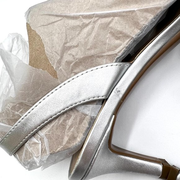 Naturalizer‎ Size 7.5 Silver Metallic Glitter Strappy Dress Sandals Heels Shoes - Picture 8 of 12